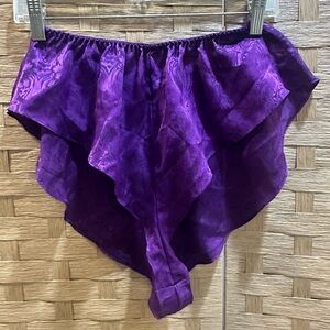 Vintage Gold Label Victoria's Secret Deep Purple damask tap shorts Cheeky Sz M